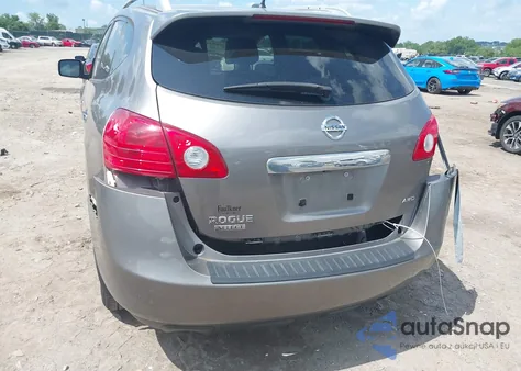 2015 Nissan Rogue Select S z USA, uszkodzony, nr VIN JN8AS5MV2FW753783